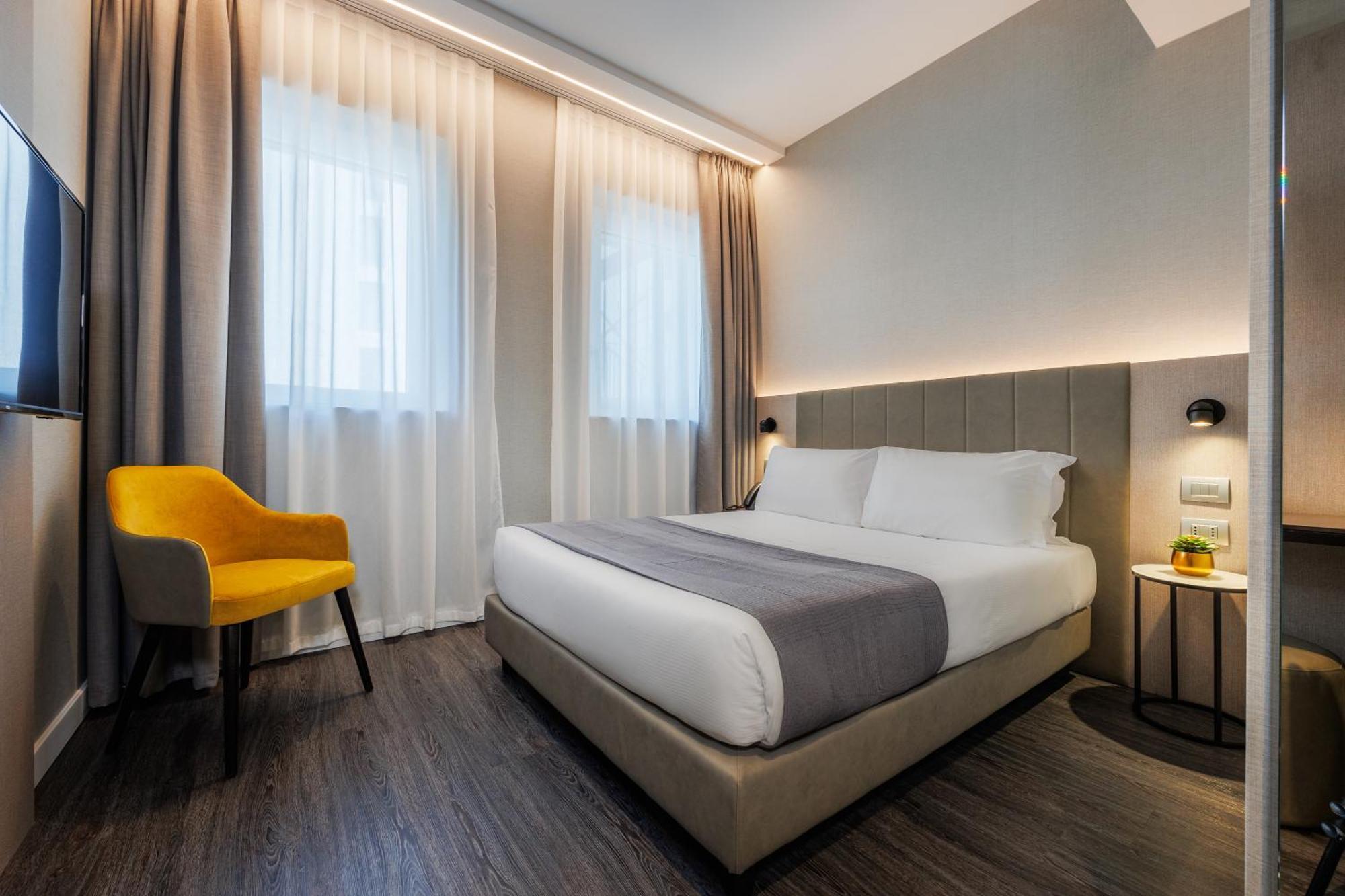 Ih Hotels Milano Centrale Екстериор снимка