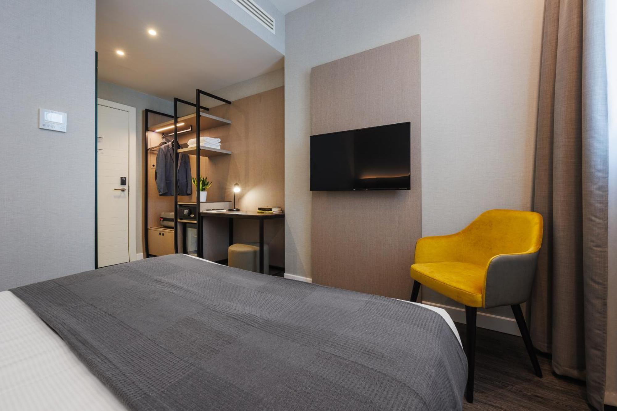 Ih Hotels Milano Centrale Екстериор снимка