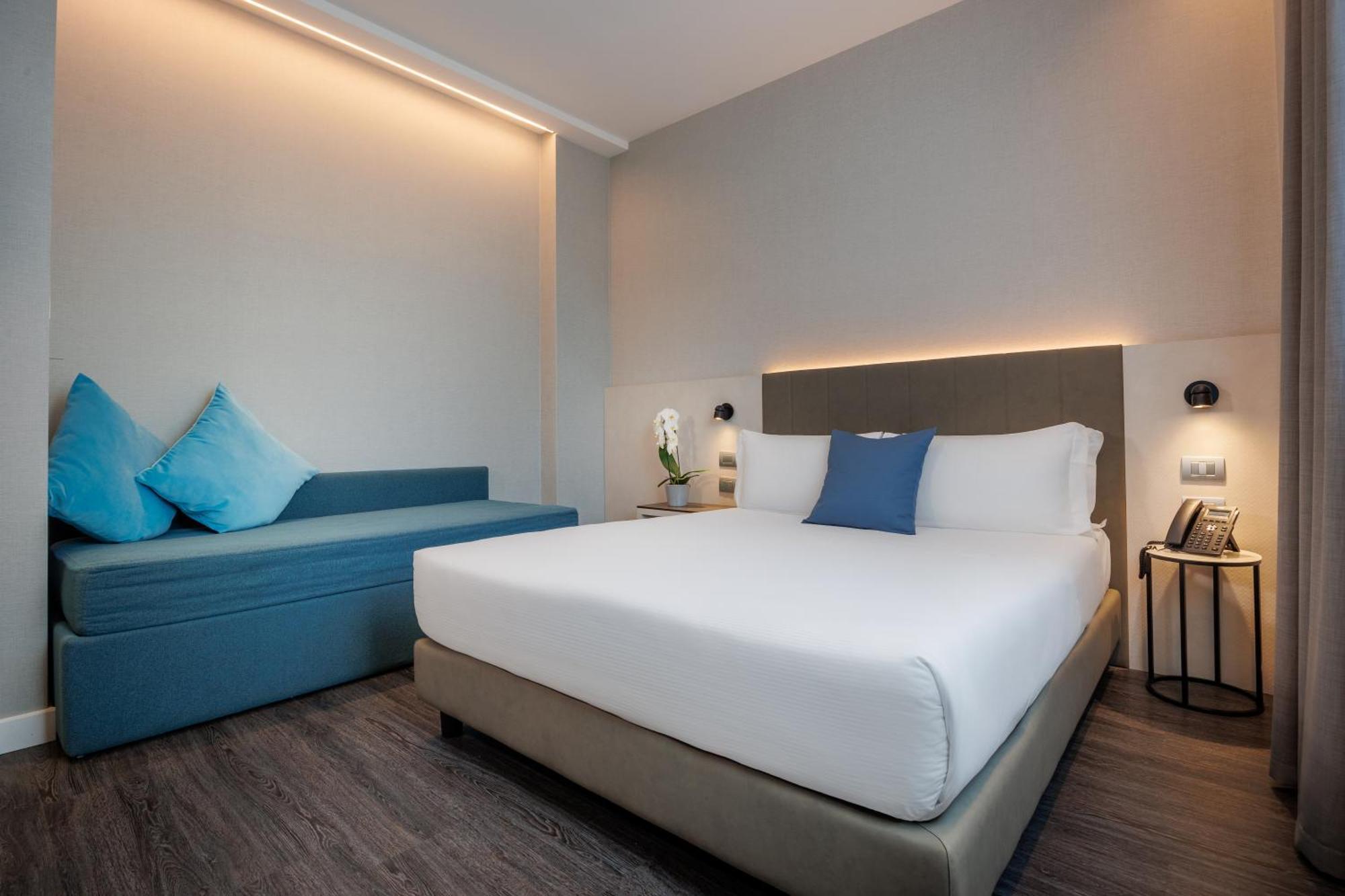 Ih Hotels Milano Centrale Екстериор снимка