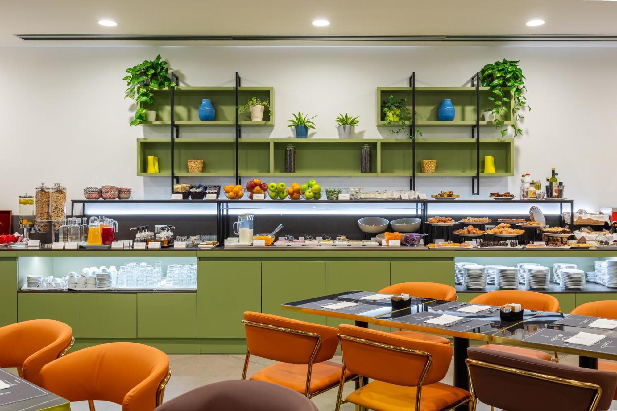 Ih Hotels Milano Centrale Екстериор снимка