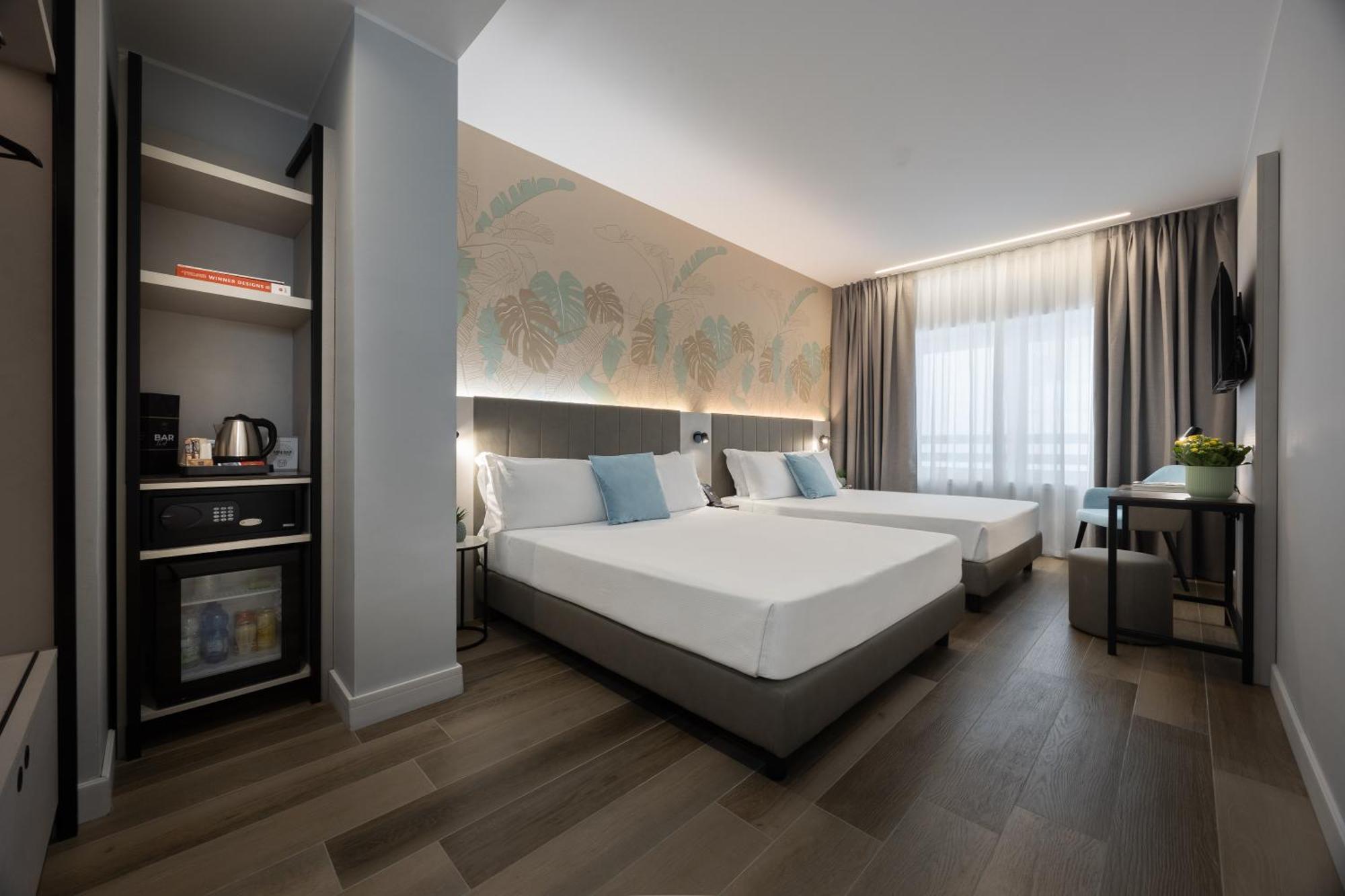 Ih Hotels Milano Centrale Екстериор снимка