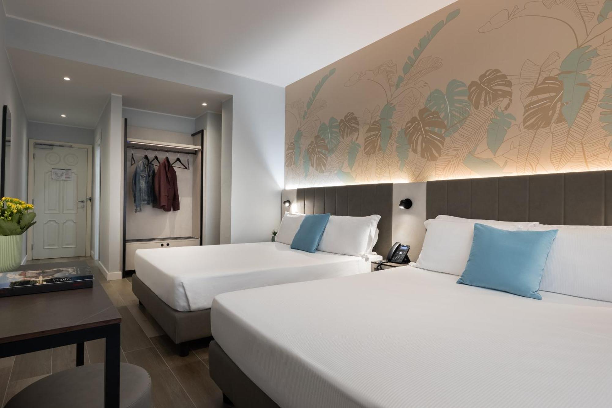 Ih Hotels Milano Centrale Екстериор снимка