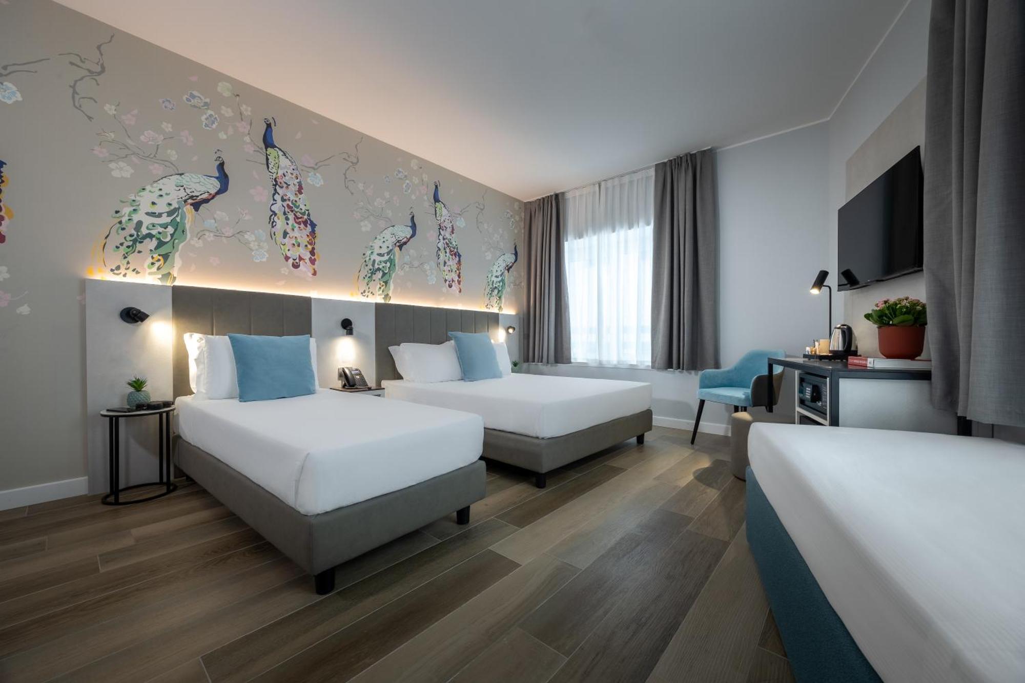 Ih Hotels Milano Centrale Екстериор снимка